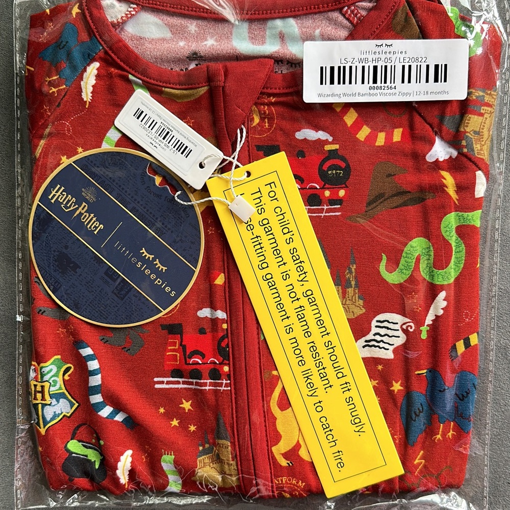 Hard to find Harry Potter zippy, new in bag!